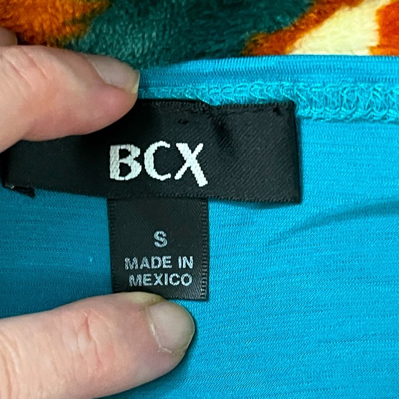 GUC Stretchy Dressy Top by BCX size Small - Picture 4 of 8